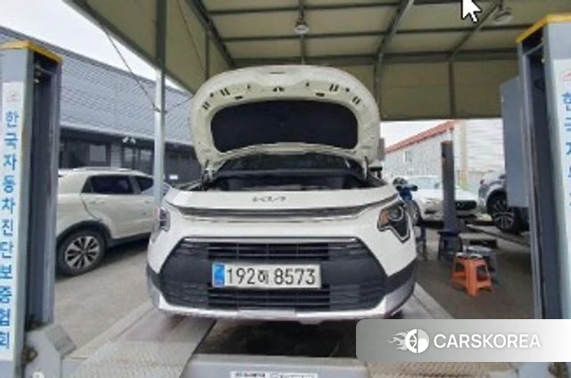 Kia Di Ol Nu Niro 2023 Белый из Кореи
