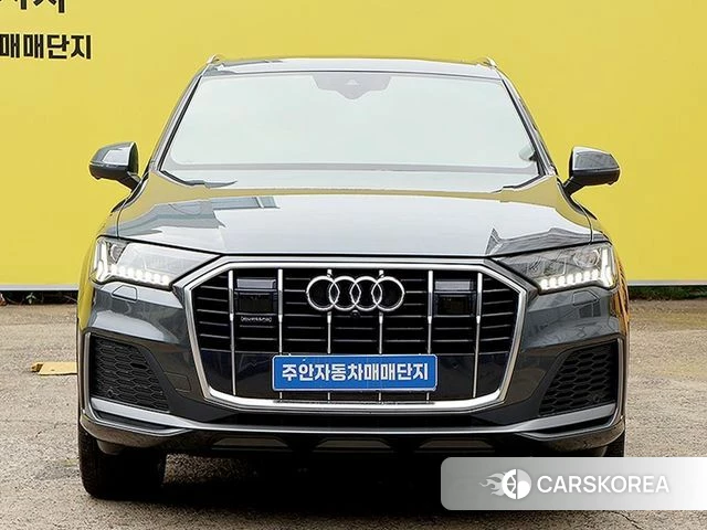 Audi Q7 (4M) 2021 Серый из Кореи