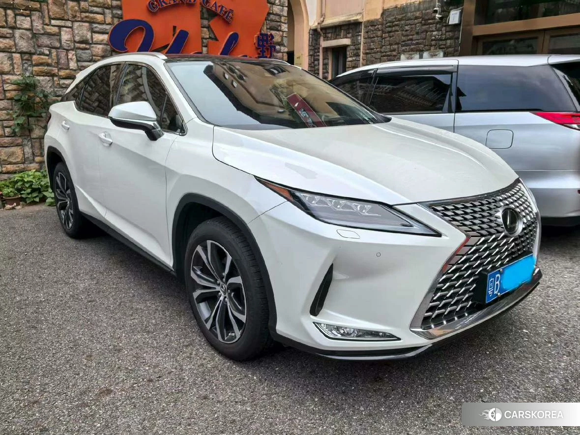 Lexus RX 2021 Белый из Китая