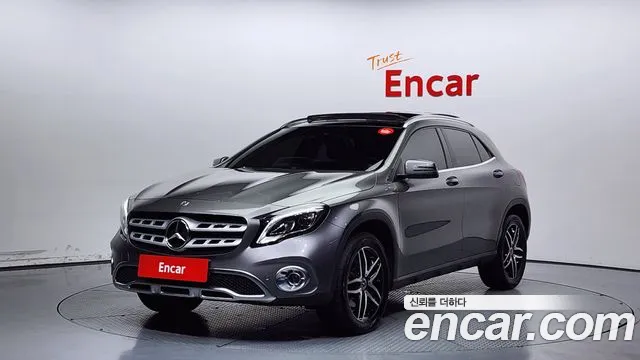 Mercedes-Benz GLA-Class X156 2018 Серый из Кореи