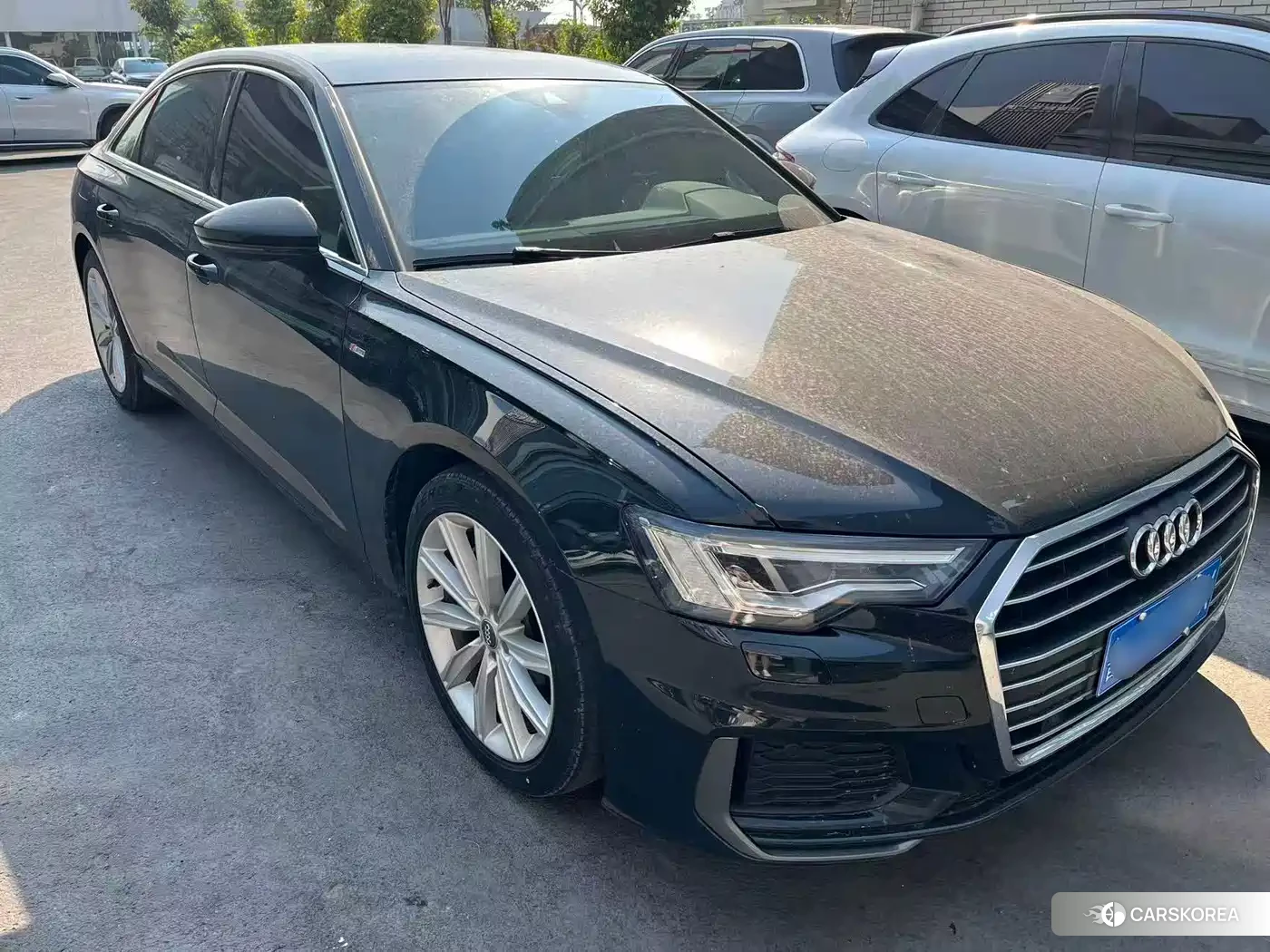 Audi A6L 2021 Черный из Китая
