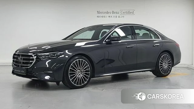 Mercedes-Benz E-Class W214 2025 Серый из Кореи