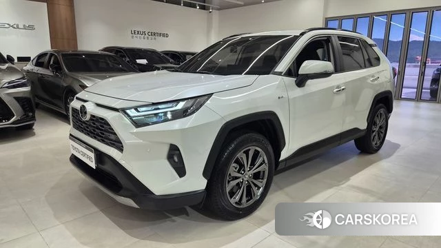 Toyota RAV4 5th Generation 2025 Белый из Кореи