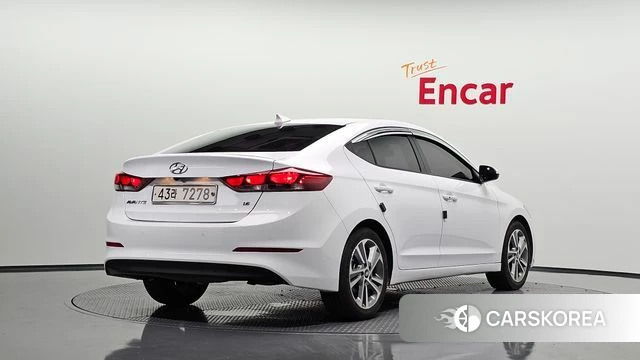 Hyundai Avante AD 2018 Белый из Кореи