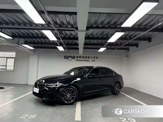 BMW 5 series 2023 Черный из Китая