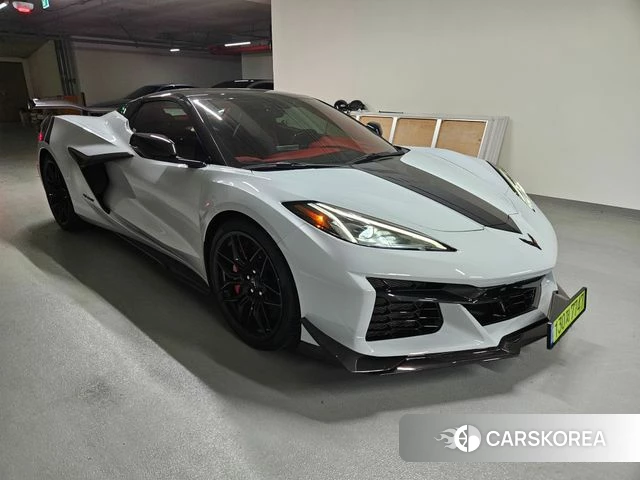 Chevrolet (GM Daewoo) Corvette 2023 Серебристо-серый из Кореи