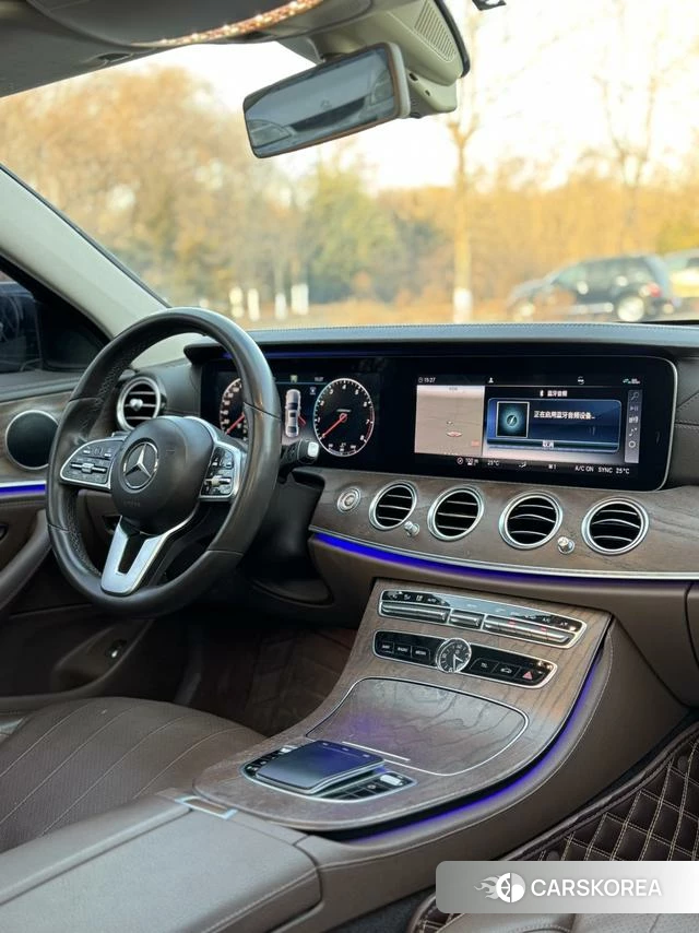Mercedes-Benz E-class 2019 Черный из Китая