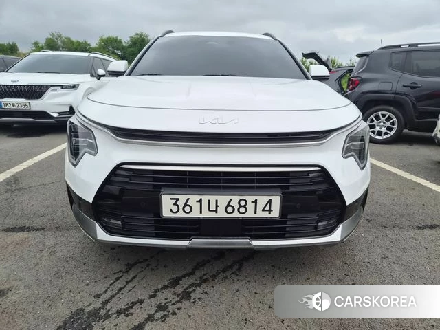Kia Di Ol Nu Niro 2022 Белый из Кореи