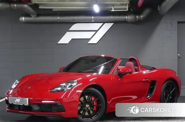 Porsche 718 Boxster 2022 Красный из Кореи