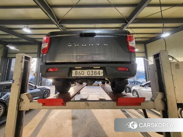 Ssangyong Rexton Sports 2018 Серебристо-серый из Кореи