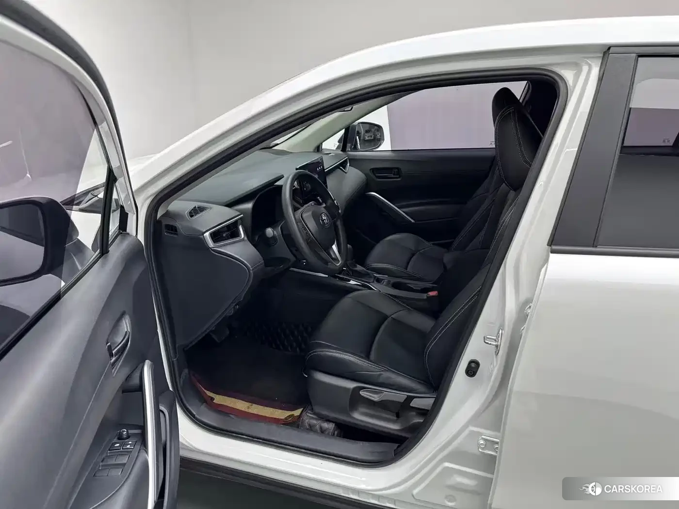 Toyota Frontlander 2023 Белый из Китая