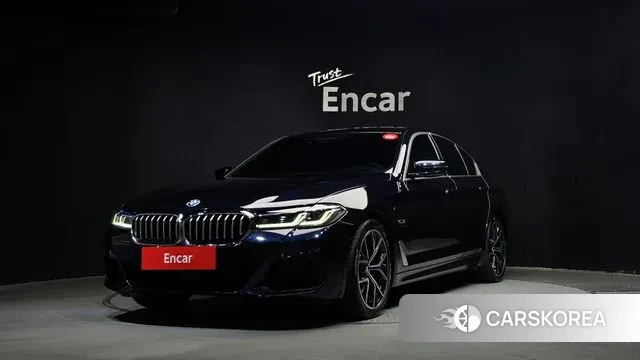 BMW 5 Series (G30) 2022 Черный из Кореи