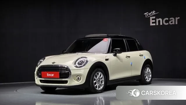 Mini Cooper 2019 Жемчужный цвет из Кореи