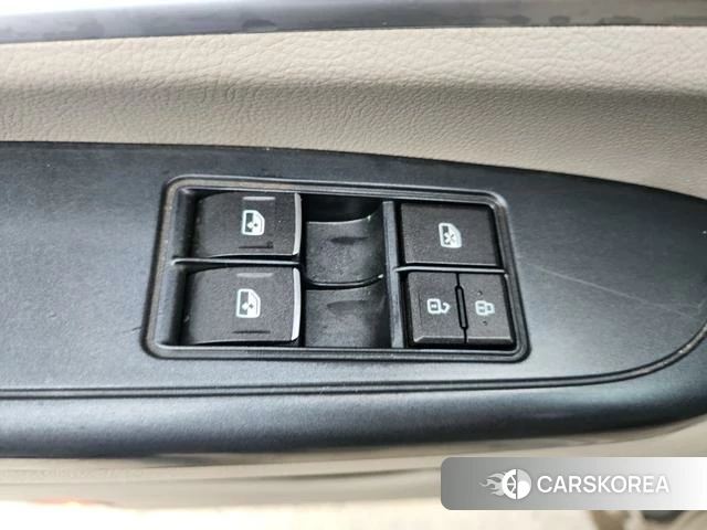 Dongfeng popular Lingzhi 2020 Шампань из Китая
