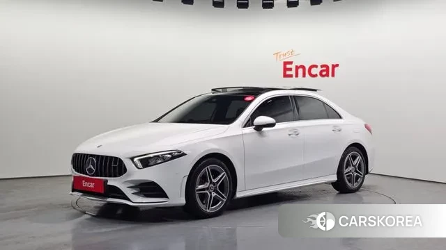 Mercedes-Benz A-Class W177 2023 Белый из Кореи