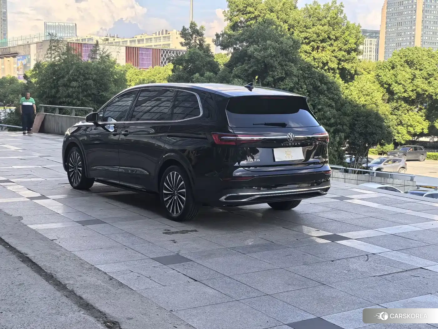 Volkswagen Viloran 2024 Черный из Китая