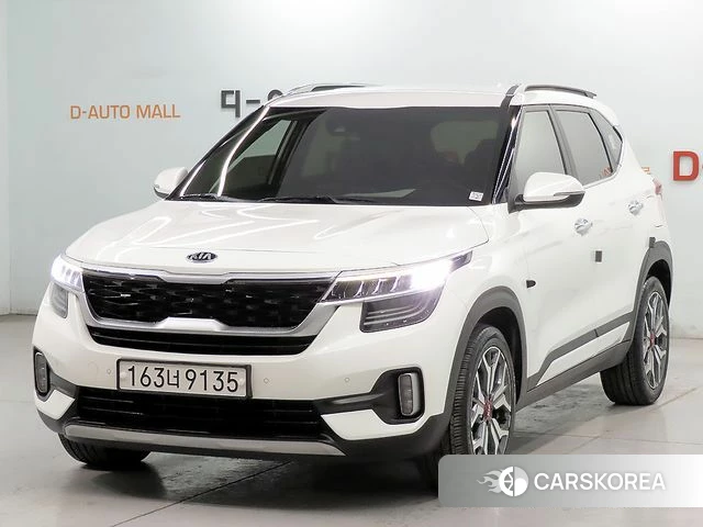 Kia Seltos 2021 Белый из Кореи