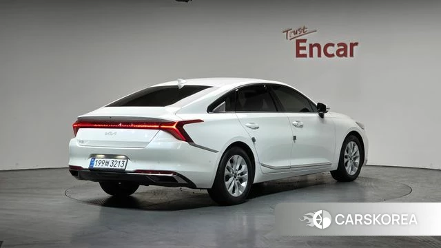 Kia K8 2021 Белый из Кореи