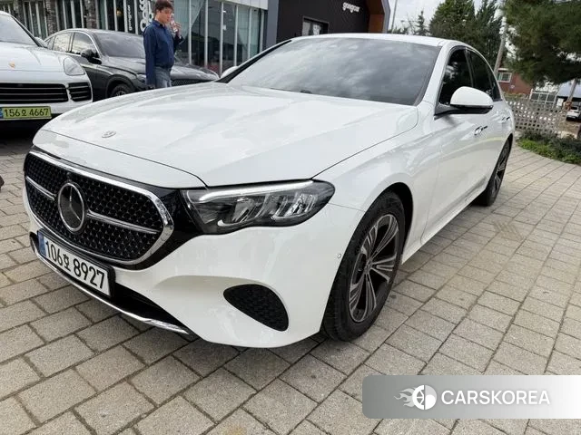 Mercedes-Benz E-Class W214 2024 Белый из Кореи