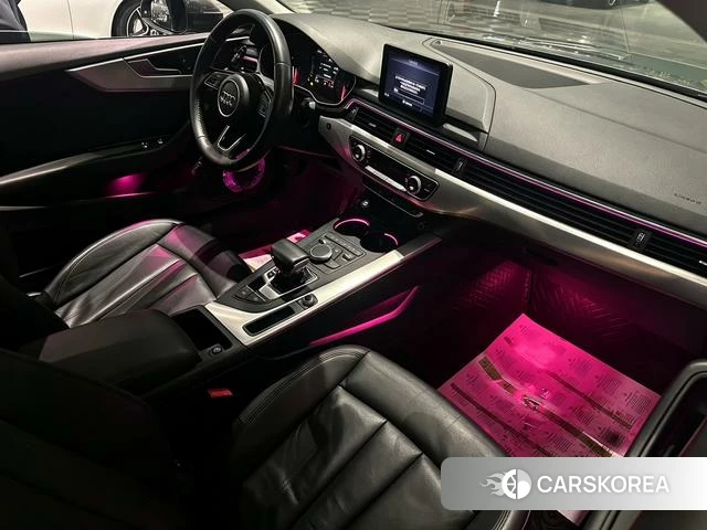 Audi A5 2019 Темно-серый из Китая