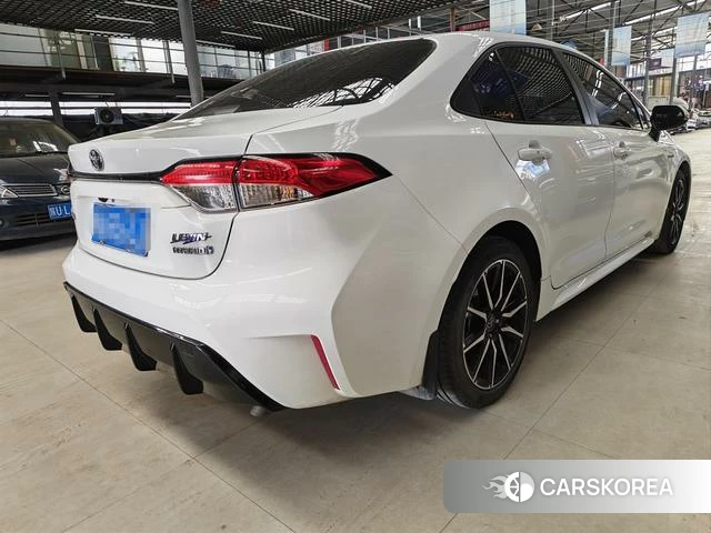 Toyota Lei Ling 2023 Белый из Китая