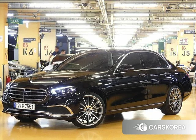 Mercedes-Benz E-Class W213 2023 Черный из Кореи