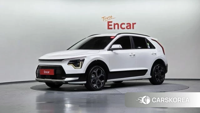 Kia Di Ol Nu Niro 2022 Белый из Кореи