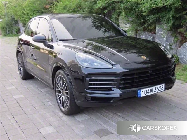 Porsche Cayenne (PO536) 2021 Черный из Кореи