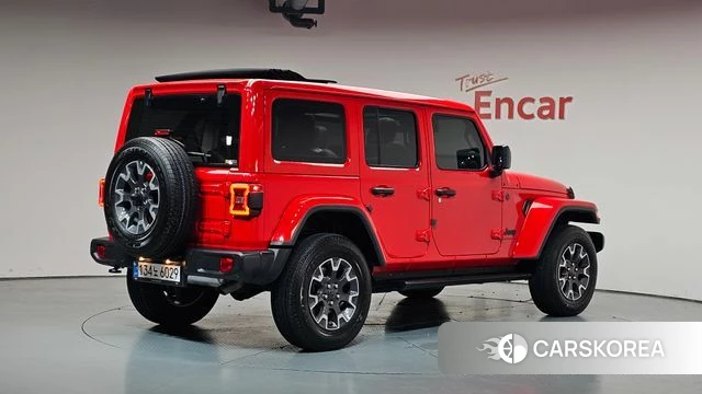 Jeep Wrangler (JL) 2025 Красный из Кореи
