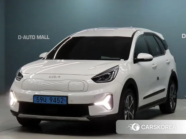 Kia Niro Plus 2022 Белый из Кореи