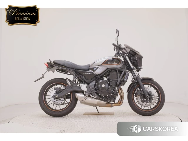 Kawasaki Z650RS 2022 из Японии, фото 2