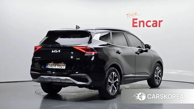 Kia Sportage 5th Generation Hybrid 2023 Черный из Кореи