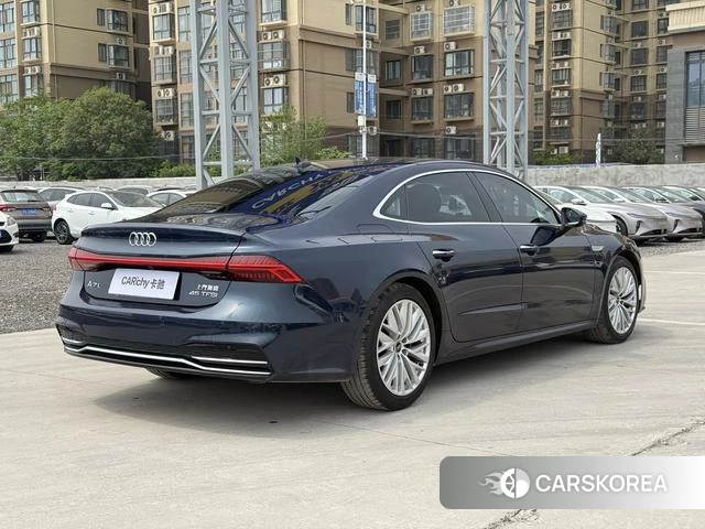 Audi A7L 2024 Синий из Китая