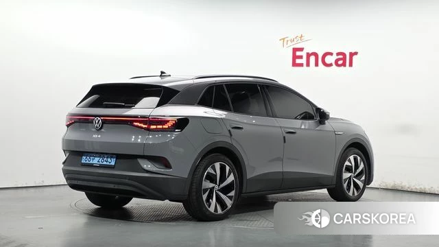 Volkswagen ID.4 2023 Серебристо-серый из Кореи