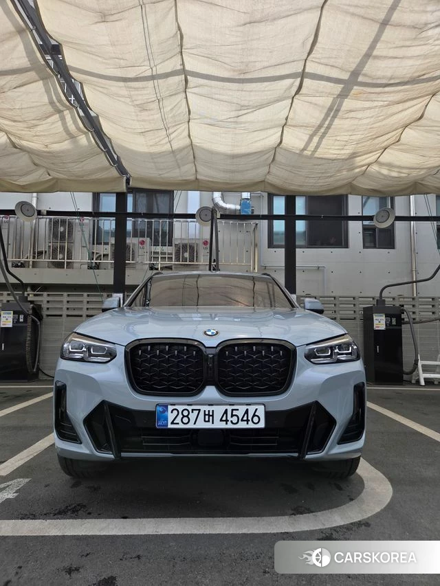 BMW X4 (G02) 2025 Небесно-голубой из Кореи