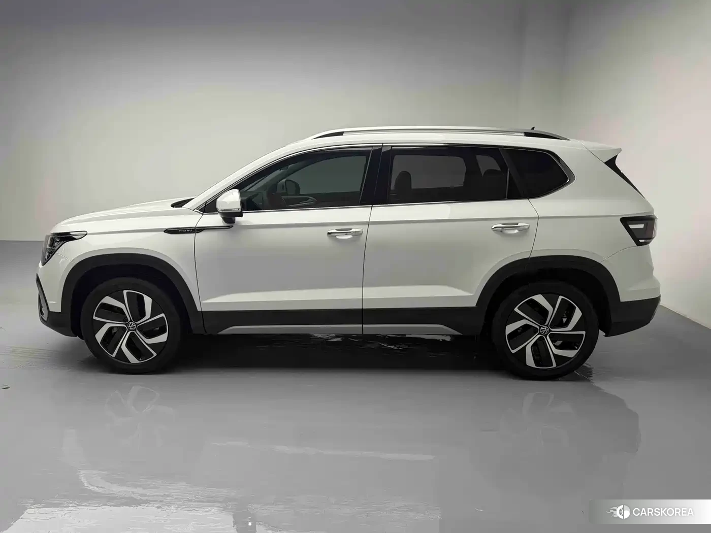 Volkswagen Tharu 2024 Белый из Китая, фото 2