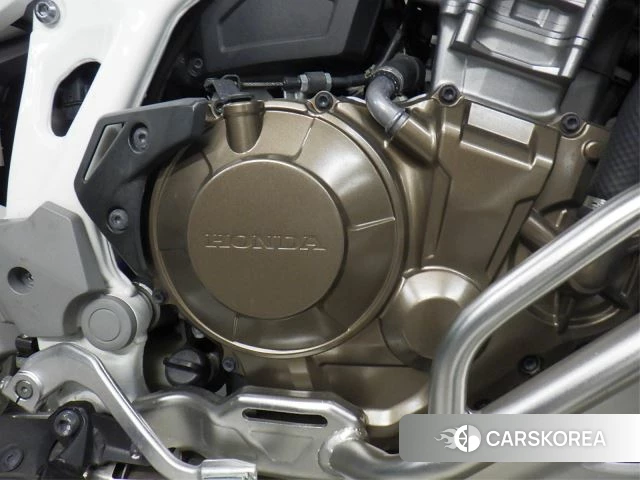 Engine photo