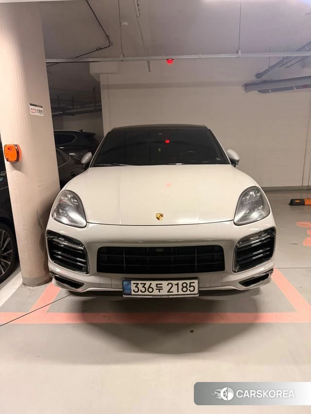 Porsche Cayenne (PO536) 2021 Жемчужный цвет из Кореи
