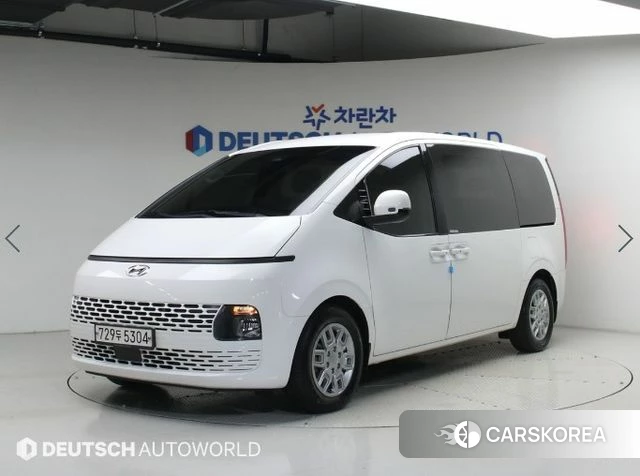 Hyundai Staria 2022 Белый из Кореи