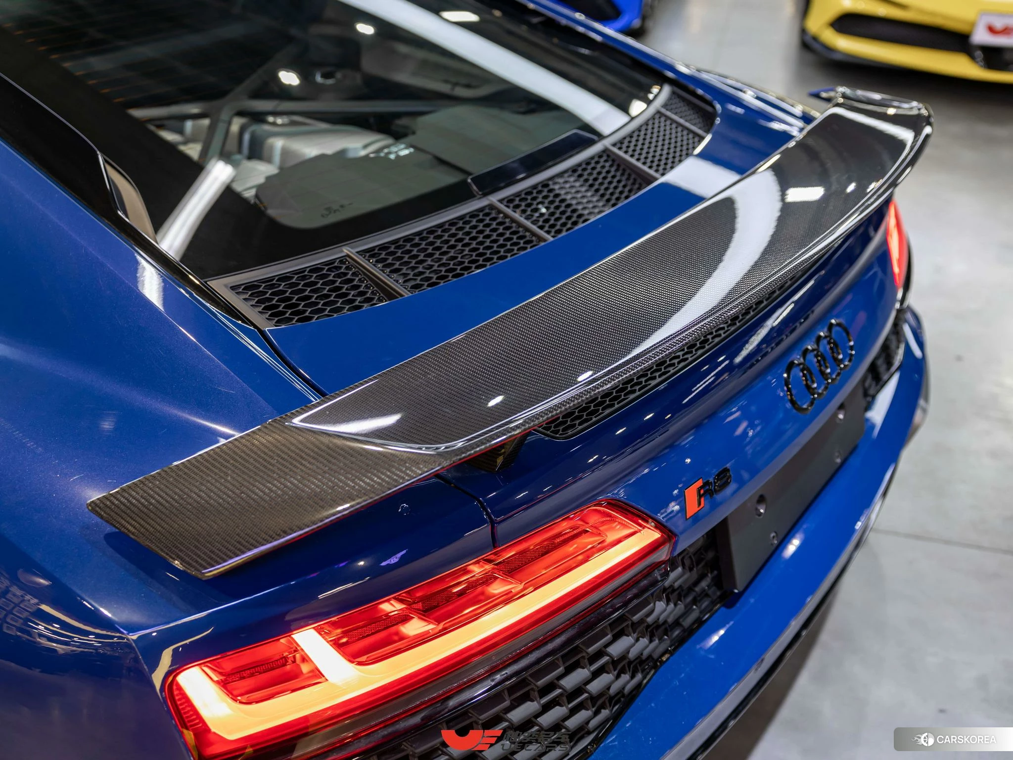 Audi R8 2021 Синий из Китая