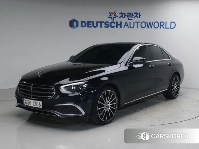 Mercedes-Benz E-Class W213 2022 Черный из Кореи