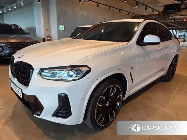 BMW X4 (G02) 2022 Белый из Кореи
