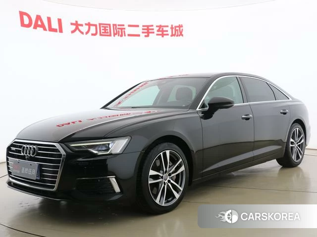 Audi A6L 2021 Черный из Китая