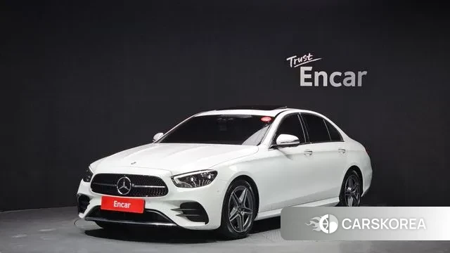 Mercedes-Benz E-Class W213 2023 Белый из Кореи