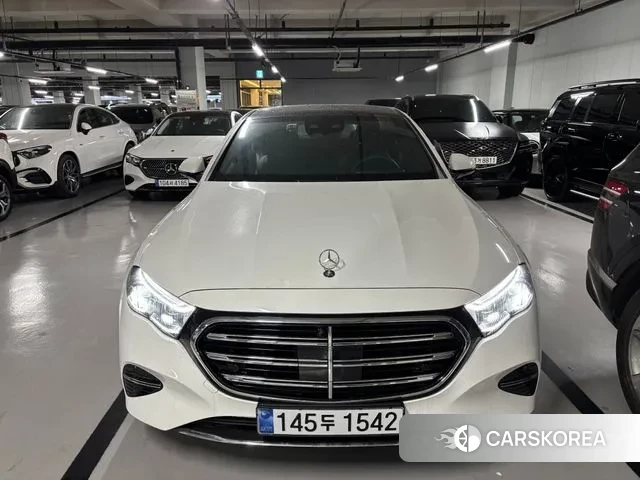Mercedes-Benz E-Class W214 2025 Белый из Кореи