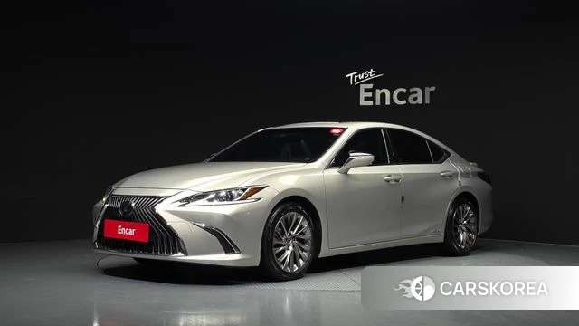 Lexus ES300h 7th generation 2018 Песочный из Кореи