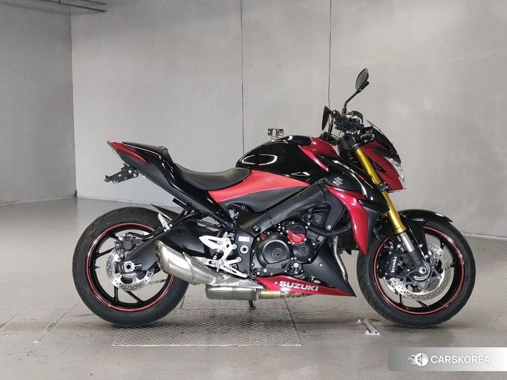 Проданный Suzuki GSX-S1000 2015 из Японии
