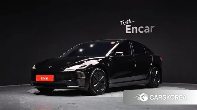 Tesla Model 3 2024 Черный из Кореи