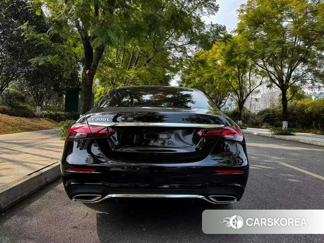 Mercedes-Benz E-class id 3896169 из Китая
