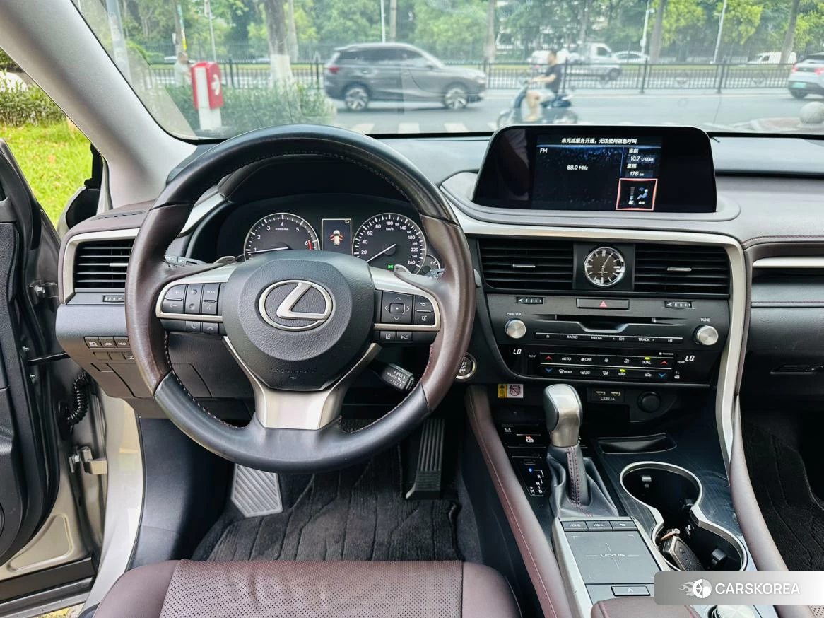 Lexus RX 2020 Серебристо-серый из Китая